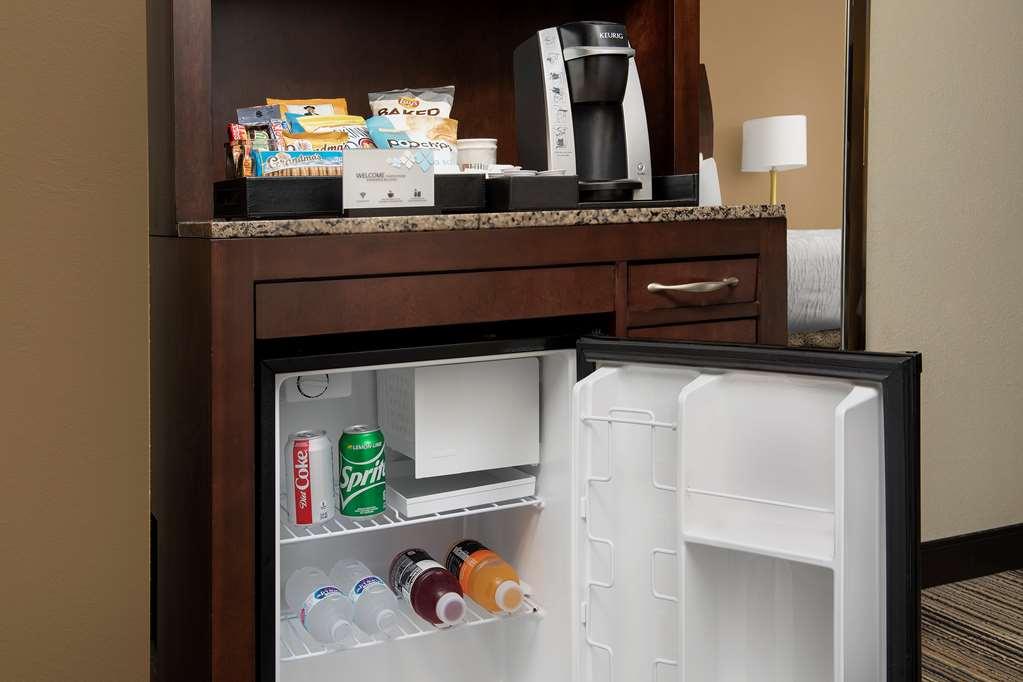 Hilton Garden Inn Charlotte/Мурсвилл Номер фото