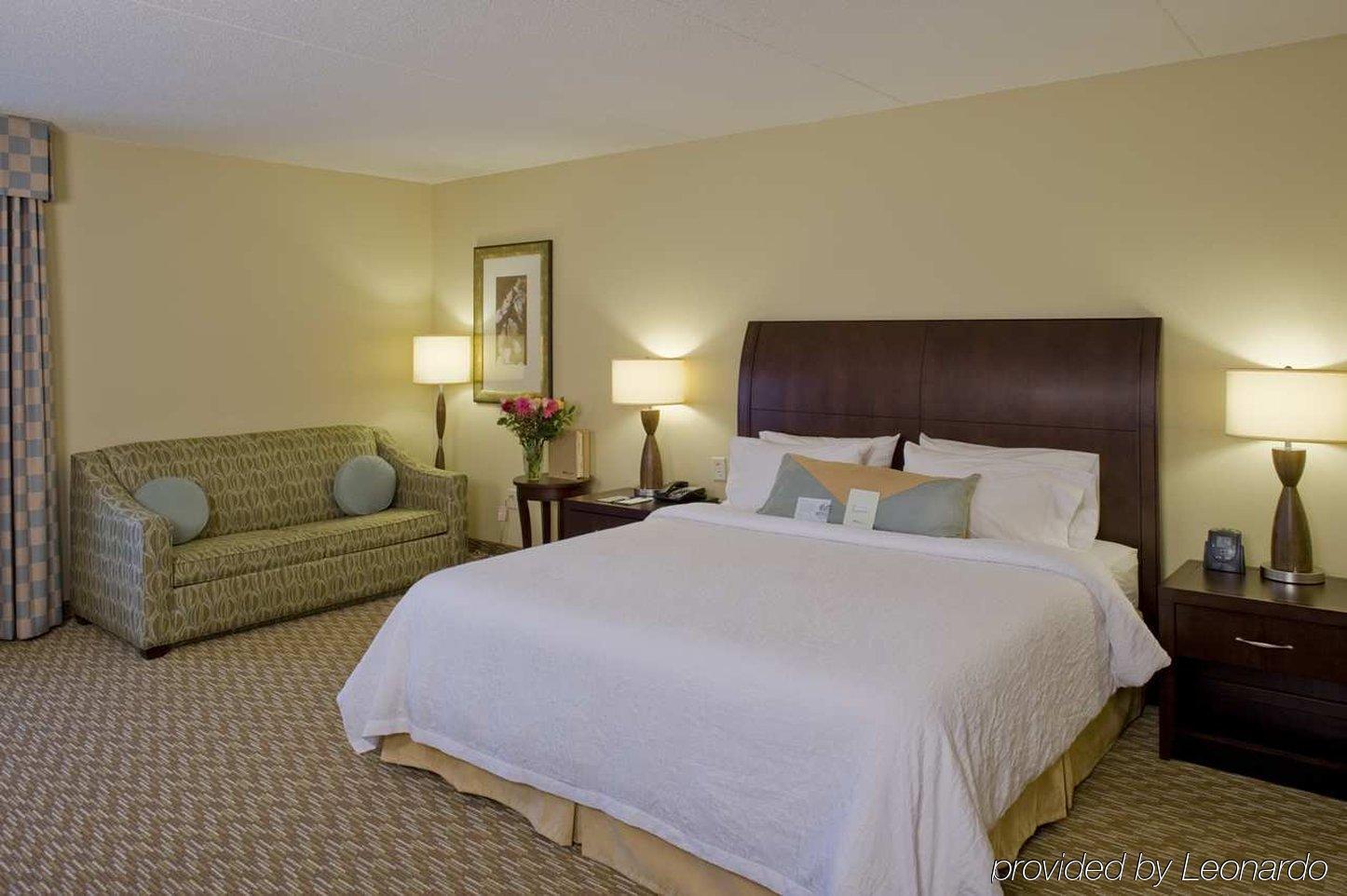 Hilton Garden Inn Charlotte/Мурсвилл Номер фото